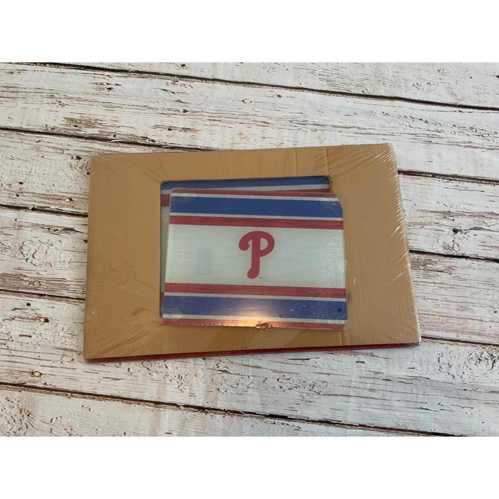 Philadelphia‎ Phillies MLB Glass Cutting Board Set 2 Piece R-W-B Logo NEW HTF